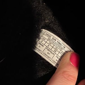 Ugg fluff yeah slides. Brand new. Size 8.